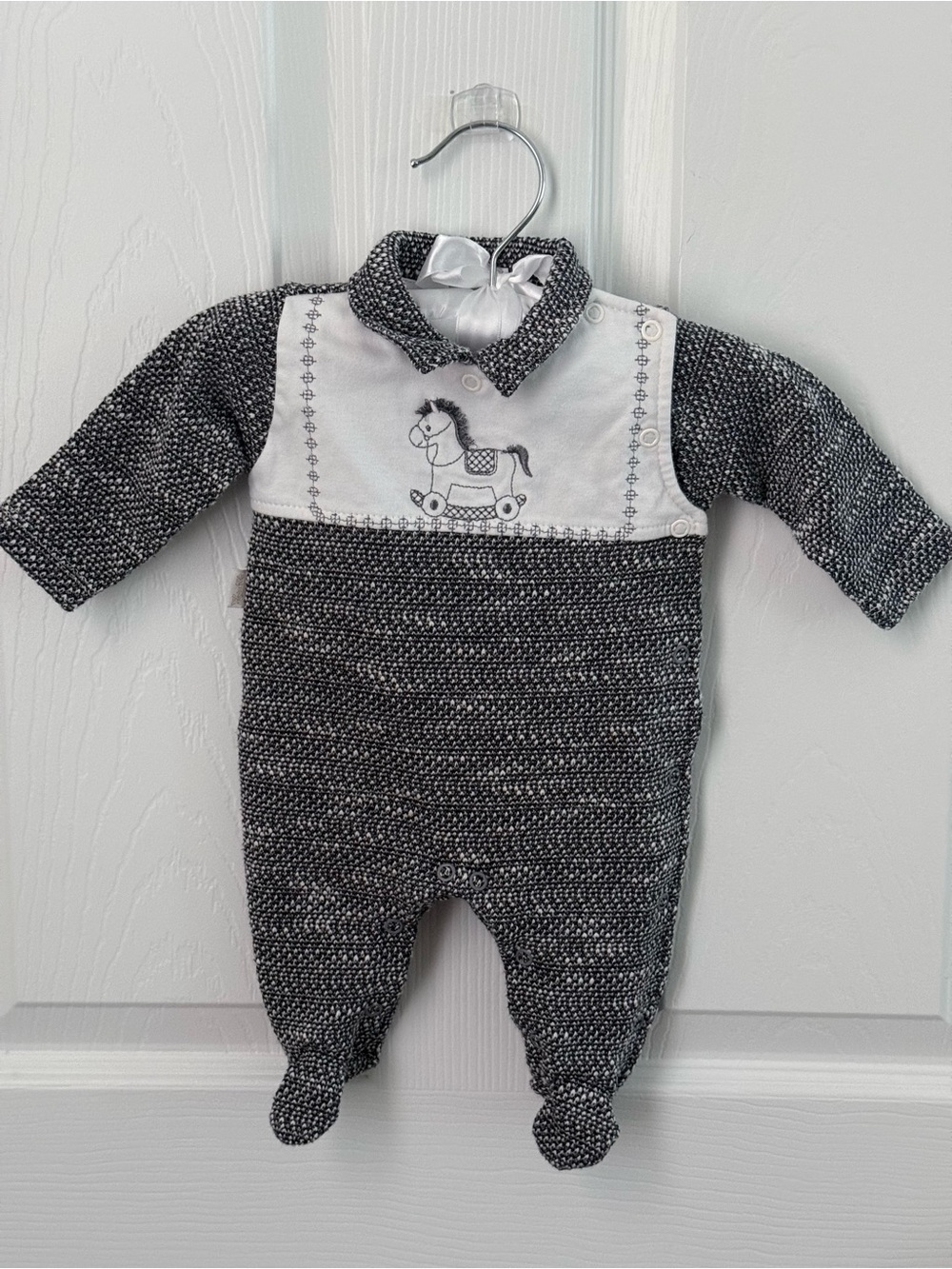 Anjos Chic Baby Footed Romper 0-3M | Classic Embroidered Outfit | Used Once